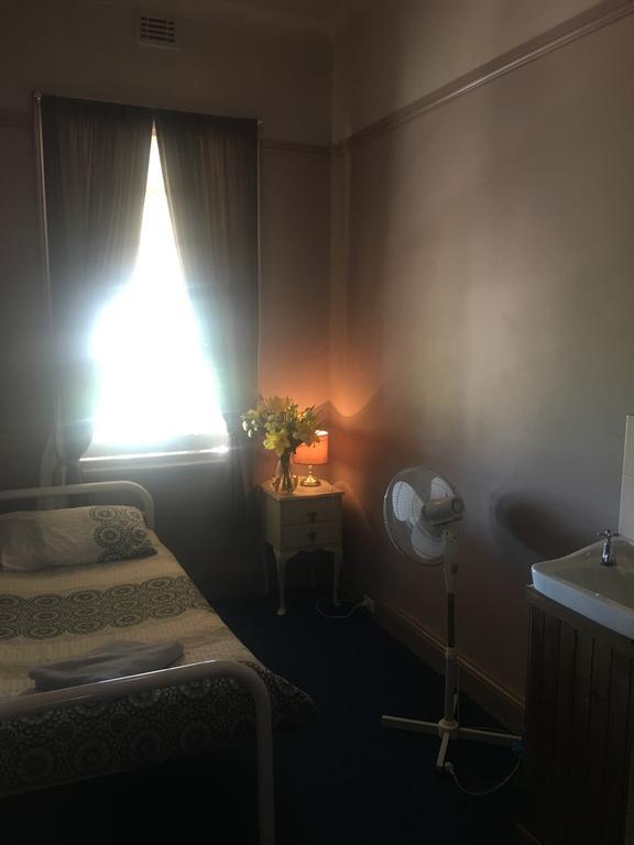 Boorowa Hotel Zewnętrze zdjęcie